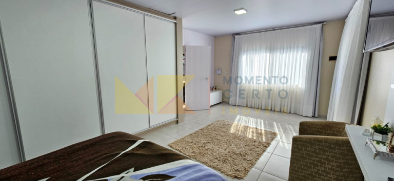 Imagem Casa com 4 Quartos à Venda, 355 m² em Velha - Blumenau Imagem Casa com 4 Quartos à Venda, 355 m² em Velha - Blumenau