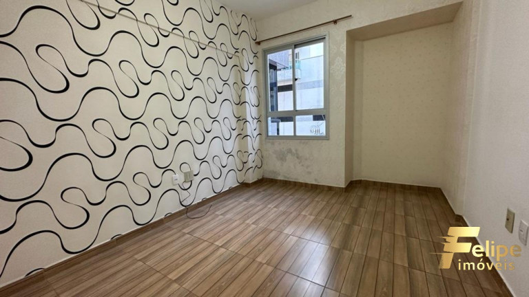 Imagem Imóvel com 3 Quartos à Venda, 90 m² em Centro - Guarapari