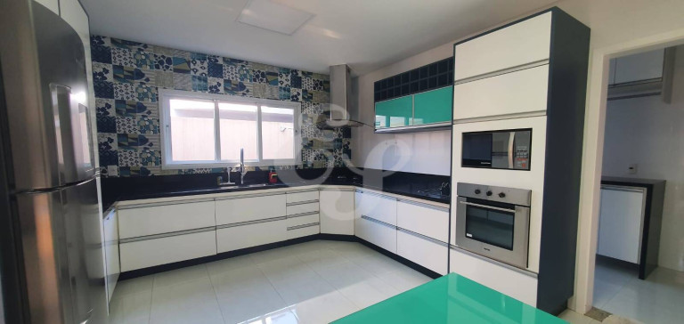 Imagem Casa de Condomínio com 4 Quartos à Venda, 312 m² em Cidade Tamboré - Santana De Parnaíba Imagem Casa de Condomínio com 4 Quartos à Venda, 312 m² em Cidade Tamboré - Santana De Parnaíba
