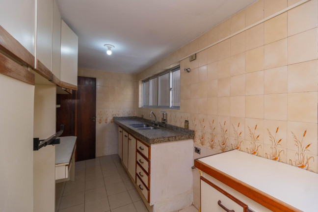 Imagem Casa com 3 Quartos à Venda, 280 m² em Seminário - Curitiba Imagem Casa com 3 Quartos à Venda, 280 m² em Seminário - Curitiba