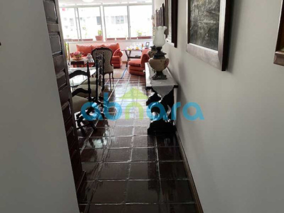 Imagem Apartamento com 3 Quartos à Venda, 130 m² em Copacabana - Rio De Janeiro Imagem Apartamento com 3 Quartos à Venda, 130 m² em Copacabana - Rio De Janeiro