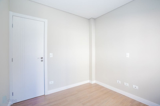 Imagem Casa de Condomínio com 3 Quartos à Venda, 125 m² em água Verde - Curitiba Imagem Casa de Condomínio com 3 Quartos à Venda, 125 m² em água Verde - Curitiba