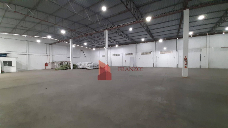 Imagem Galpão para Alugar, 803 m² em Cordeiros - Itajaí Imagem Galpão para Alugar, 803 m² em Cordeiros - Itajaí