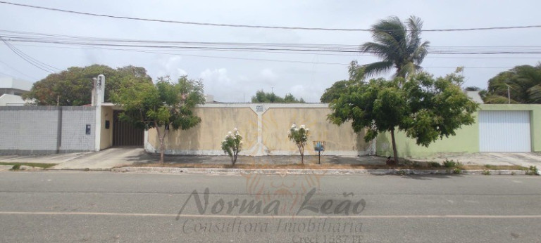 Imagem Casa com 3 Quartos à Venda, 450 m² em Aruana - Aracaju Imagem Casa com 3 Quartos à Venda, 450 m² em Aruana - Aracaju
