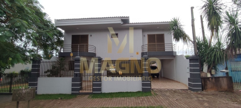 Imagem Sobrado com 4 Quartos à Venda, 211 m² em Cancelli - Cascavel
