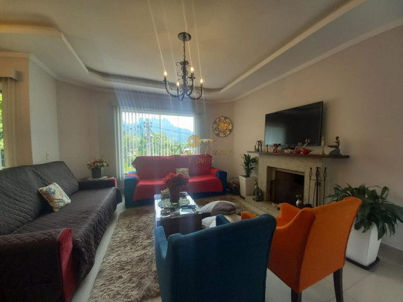 Imagem Casa com 3 Quartos à Venda, 200 m² em Vargem Grande - Teresópolis Imagem Casa com 3 Quartos à Venda, 200 m² em Vargem Grande - Teresópolis