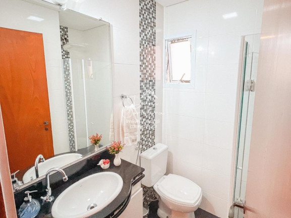Imagem Apartamento com 2 Quartos à Venda, 100 m² em Pitangueiras - Guarujá