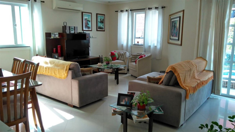 Casa com 3 Quartos à Venda, 121 m² em Embaré - Santos