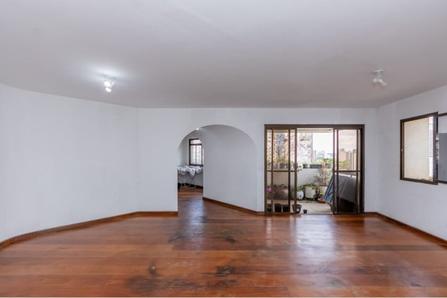 Imagem Imóvel com 4 Quartos à Venda, 209 m² em Campo Belo - São Paulo Imagem Imóvel com 4 Quartos à Venda, 209 m² em Campo Belo - São Paulo