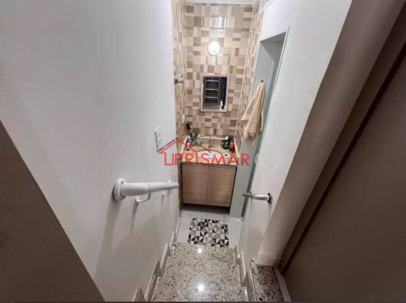 Imagem Casa com 2 Quartos à Venda,  em Campo Grande - Santos
