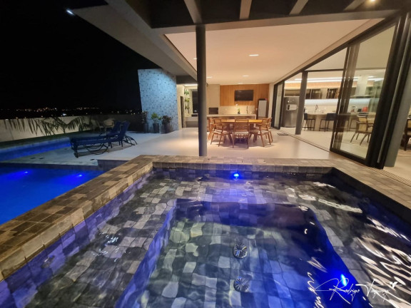 Imagem Casa de Condomínio com 4 Quartos à Venda, 590 m² em Jardins Munique - Goiânia Imagem Casa de Condomínio com 4 Quartos à Venda, 590 m² em Jardins Munique - Goiânia