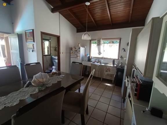 Imagem Casa com 3 Quartos à Venda, 392 m² em São João Do Rio Vermelho - Florianópolis Imagem Casa com 3 Quartos à Venda, 392 m² em São João Do Rio Vermelho - Florianópolis