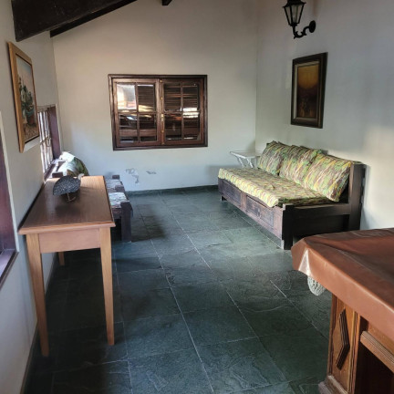 Imagem Casa de Condomínio com 5 Quartos à Venda, 175 m²