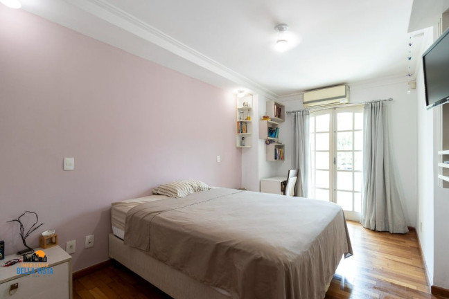 Imagem Casa com 3 Quartos à Venda, em Parque Jabaquara - São Paulo Imagem Casa com 3 Quartos à Venda, em Parque Jabaquara - São Paulo