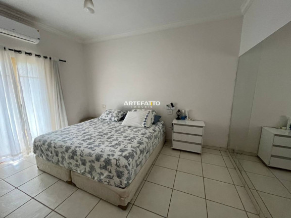 Imagem Casa com 4 Quartos à Venda, 382 m² Imagem Casa com 4 Quartos à Venda, 382 m²
