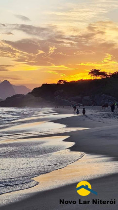 Imagem Casa com 3 Quartos à Venda, 350 m² em Piratininga - Niterói