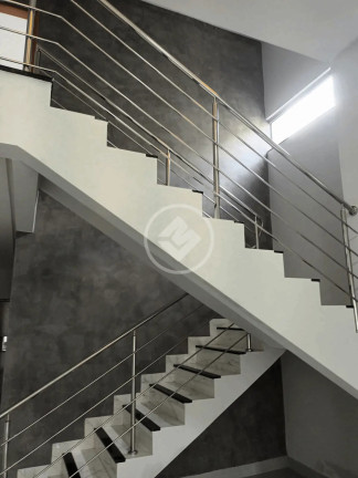 Imagem Sobrado com 3 Quartos à Venda, 153 m² em Setor Três Marias - Goiânia Imagem Sobrado com 3 Quartos à Venda, 153 m² em Setor Três Marias - Goiânia