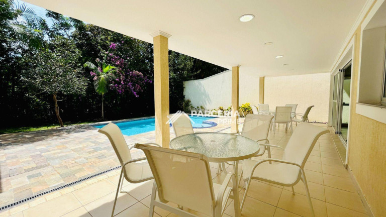 Imagem Casa com 5 Quartos à Venda, 327 m² em Riviera Módulo 20 - Bertioga Imagem Casa com 5 Quartos à Venda, 327 m² em Riviera Módulo 20 - Bertioga