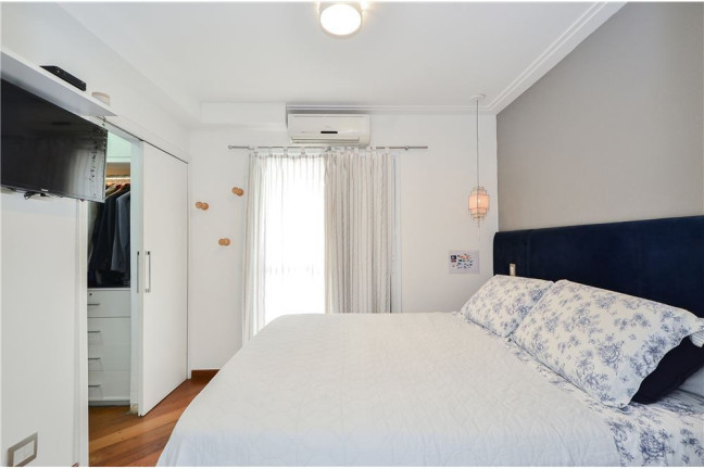 Imagem Imóvel com 3 Quartos à Venda, em Vila Andrade - São Paulo Imagem Imóvel com 3 Quartos à Venda, em Vila Andrade - São Paulo