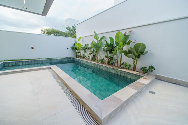 Imagem Casa de Condomínio com 3 Quartos à Venda, 247 m² em Buritis - Uberlândia Imagem Casa de Condomínio com 3 Quartos à Venda, 247 m² em Buritis - Uberlândia