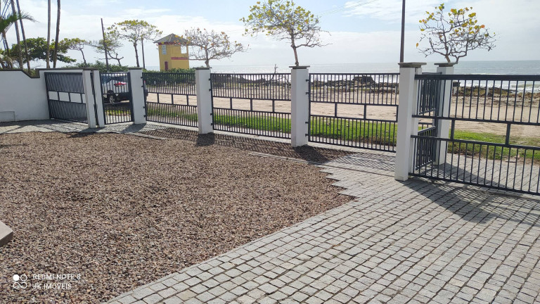 Imagem Sobrado com 6 Quartos à Venda, 499 m² em Balneário Uirapuru - Itapoá Imagem Sobrado com 6 Quartos à Venda, 499 m² em Balneário Uirapuru - Itapoá