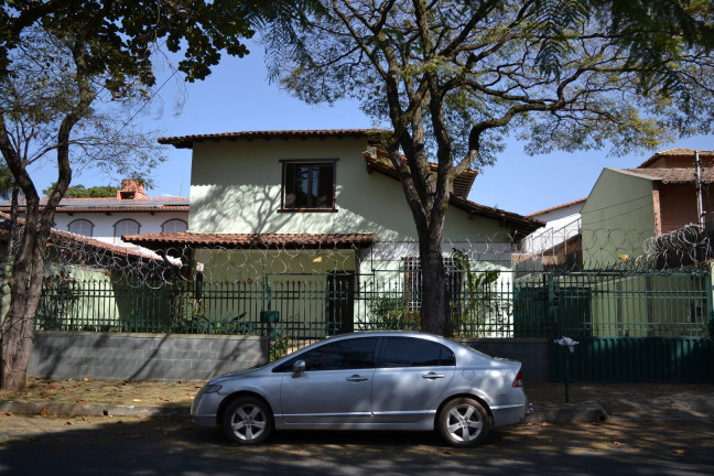 Casa com 4 Quartos à Venda, 330 m² em São Bento - Belo Horizonte