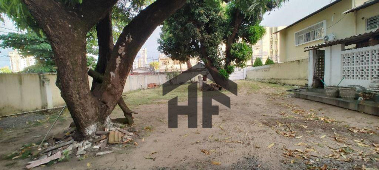 Imagem Casa com 4 Quartos à Venda, 225 m² em Casa Amarela - Recife Imagem Casa com 4 Quartos à Venda, 225 m² em Casa Amarela - Recife