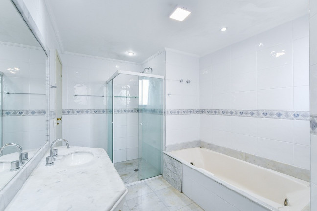 Imagem Apartamento com 4 Quartos à Venda, 200 m² em Moema - São Paulo
