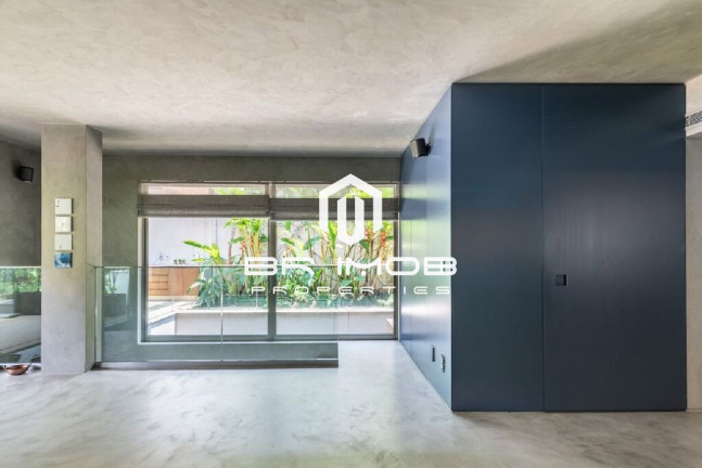 Imagem Casa com 3 Quartos à Venda, 628 m² em Alto De Pinheiros - São Paulo