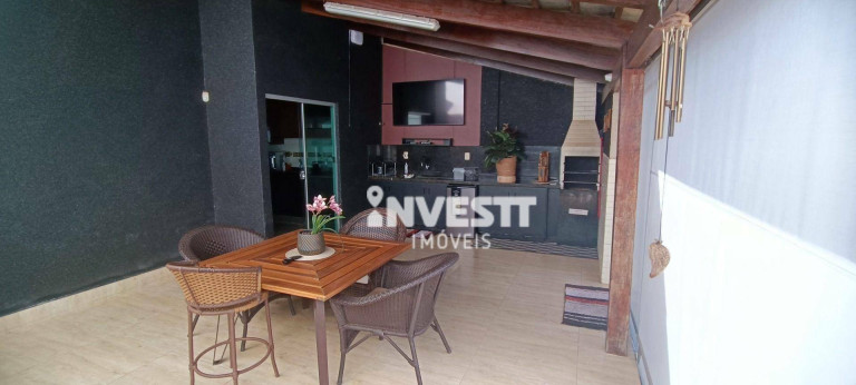 Imagem Casa com 3 Quartos à Venda, 180 m² em Setor Três Marias - Goiânia Imagem Casa com 3 Quartos à Venda, 180 m² em Setor Três Marias - Goiânia