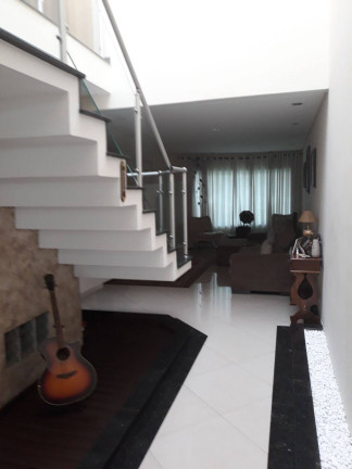 Imagem Casa com 3 Quartos à Venda, 311 m² em Vila Curuçá - Santo André Imagem Casa com 3 Quartos à Venda, 311 m² em Vila Curuçá - Santo André