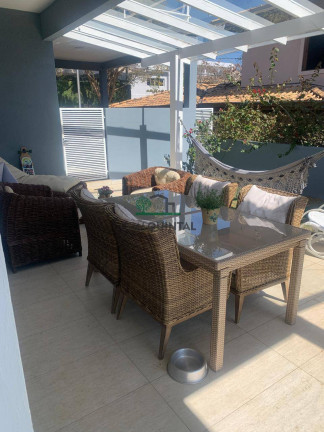 Imagem Casa com 4 Quartos à Venda, 521 m² em Chácara Do Refúgio - Carapicuíba