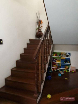 Imagem Casa com 4 Quartos à Venda, 430 m² em Jardim Aida - Guarulhos Imagem Casa com 4 Quartos à Venda, 430 m² em Jardim Aida - Guarulhos