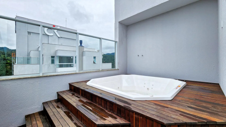 Cobertura com 3 Quartos à Venda, 143 m² em Praia Brava - Itajaí