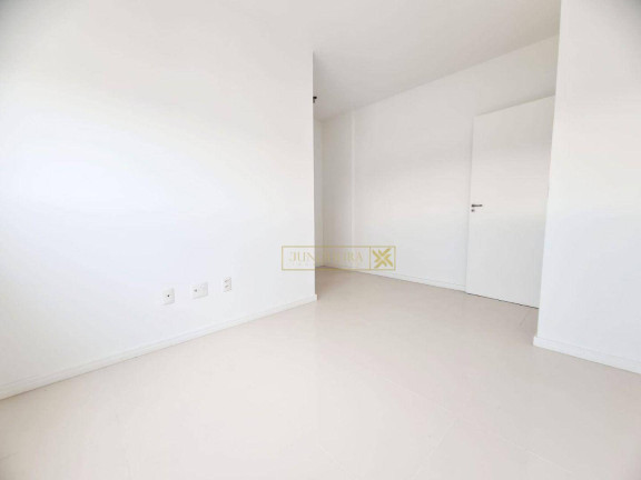 Imagem Apartamento com 3 Quartos à Venda, 85 m² em Capoeiras - Florianópolis Imagem Apartamento com 3 Quartos à Venda, 85 m² em Capoeiras - Florianópolis