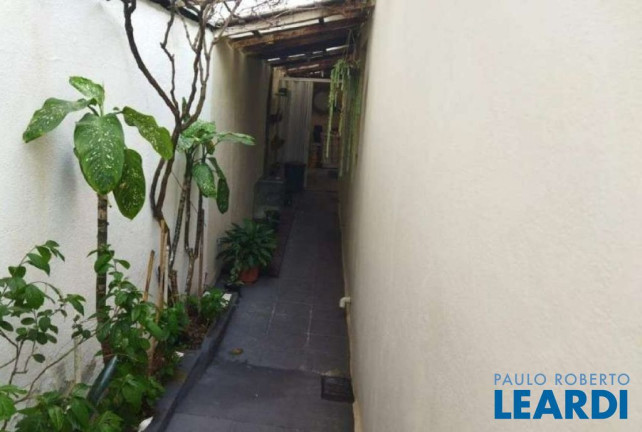 Imagem Casa com 2 Quartos à Venda, 400 m² em Santa Maria - Santo André Imagem Casa com 2 Quartos à Venda, 400 m² em Santa Maria - Santo André