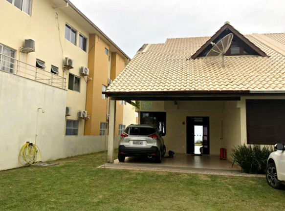 Imagem Casa com 5 Quartos para Alugar ou Temporada, 188 m² em Balneário Perequê - Porto Belo Imagem Casa com 5 Quartos para Alugar ou Temporada, 188 m² em Balneário Perequê - Porto Belo