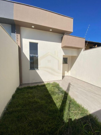Imagem Imóvel com 3 Quartos à Venda, 70 m² em Jardim Padovani - Londrina