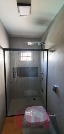 Imagem Imóvel com 3 Quartos à Venda, 270 m²