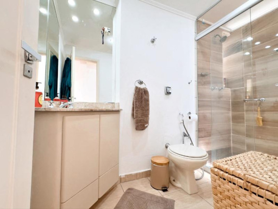 Imagem Apartamento com 3 Quartos à Venda, 126 m² em Itaim Bibi - São Paulo Imagem Apartamento com 3 Quartos à Venda, 126 m² em Itaim Bibi - São Paulo