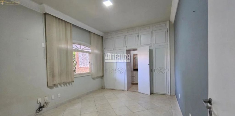 Imagem Casa com 4 Quartos à Venda, 1.093 m² em Estados Unidos - Uberaba Imagem Casa com 4 Quartos à Venda, 1.093 m² em Estados Unidos - Uberaba