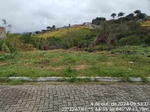 Terreno à Venda, 160 m² em Centro - Lavrinhas