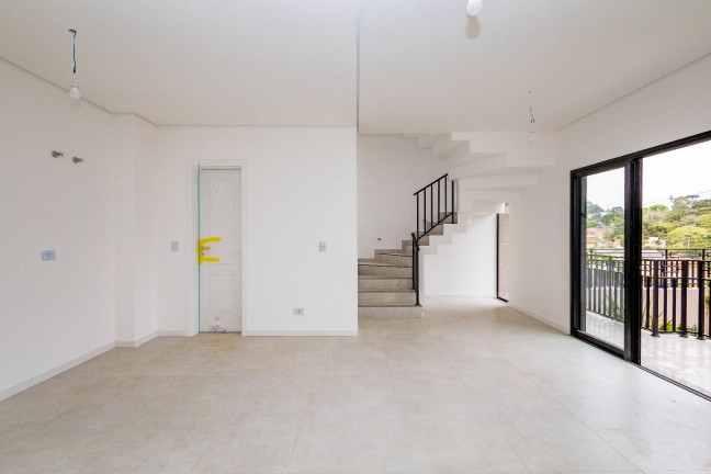 Imagem Sobrado com 3 Quartos à Venda, 190 m² em Vista Alegre - Curitiba