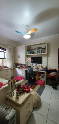 Imagem Casa com 3 Quartos à Venda,  em Jardim Santa Teresa - Jundiaí