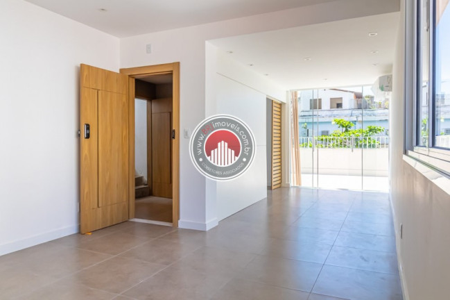 Imagem Cobertura com 3 Quartos à Venda, 237 m² em Copacabana - Rio De Janeiro