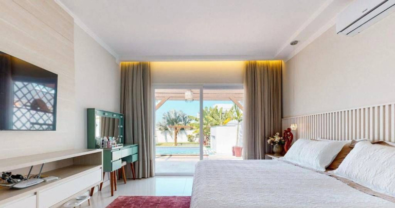 Imagem Casa com 3 Quartos à Venda, 769 m² em Santa Regina - Camboriú Imagem Casa com 3 Quartos à Venda, 769 m² em Santa Regina - Camboriú