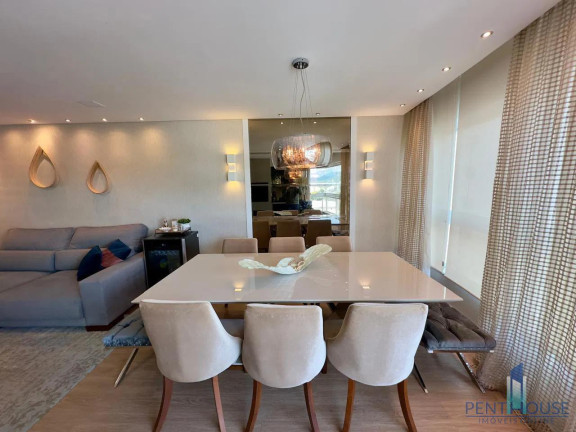 Imagem Apartamento com 3 Quartos à Venda, 121 m² em Centro - Balneário Camboriú