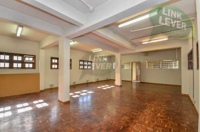 Imagem Casa com 4 Quartos à Venda, 457 m² em Bacacheri - Curitiba