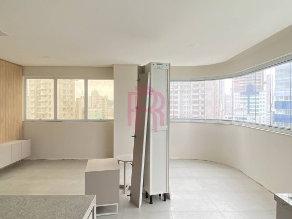 Imagem Apartamento com 3 Quartos para Alugar, 130 m² em Centro - Balneário Camboriú Imagem Apartamento com 3 Quartos para Alugar, 130 m² em Centro - Balneário Camboriú