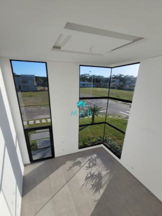 Imagem Casa com 3 Quartos à Venda, 185 m² em São João Do Rio Vermelho - Florianópolis